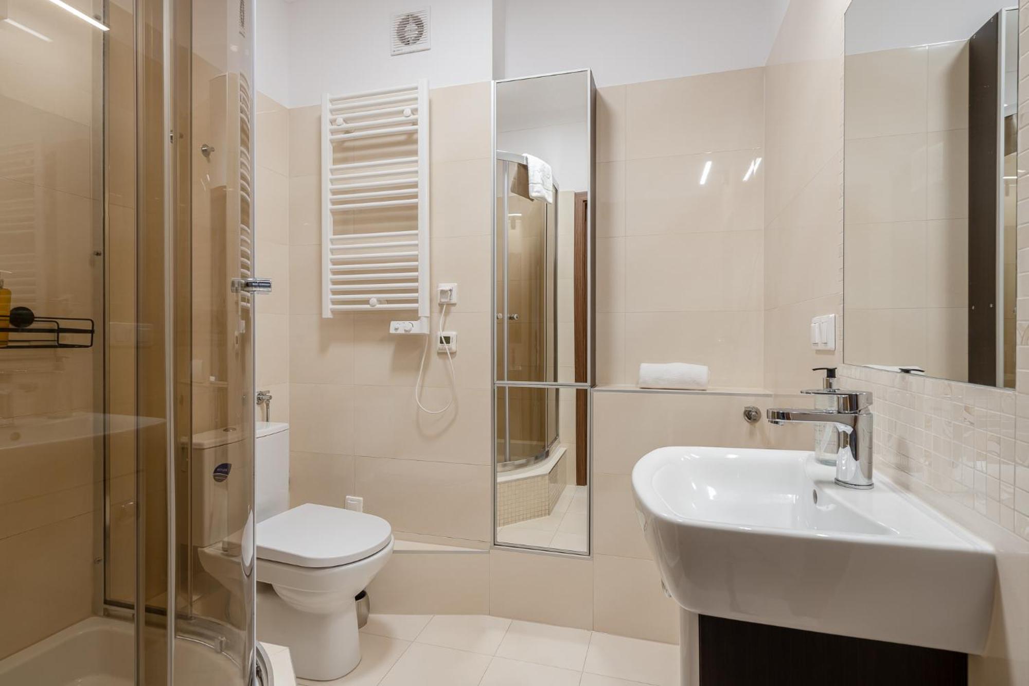 Rentplanet - Apartamenty Cybulskiego II Wroclaw Luaran gambar